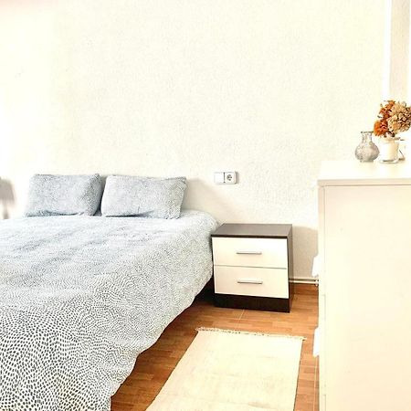 Apartamento A 200 Metros Paseo Zorrilla Valladolid Eksteriør bilde